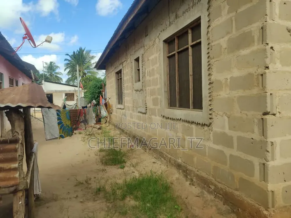 Furnished 5bdrm House in Maili Mmoja for sale