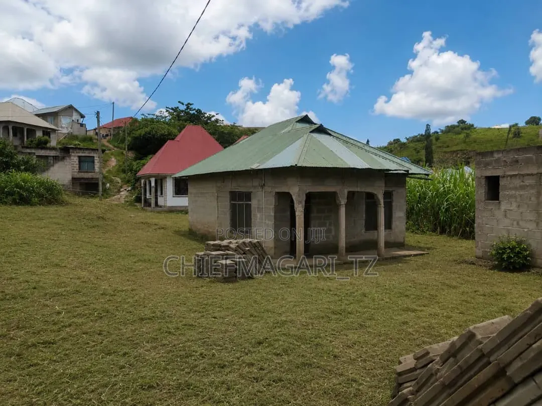 3bdrm House in Mbezi for sale