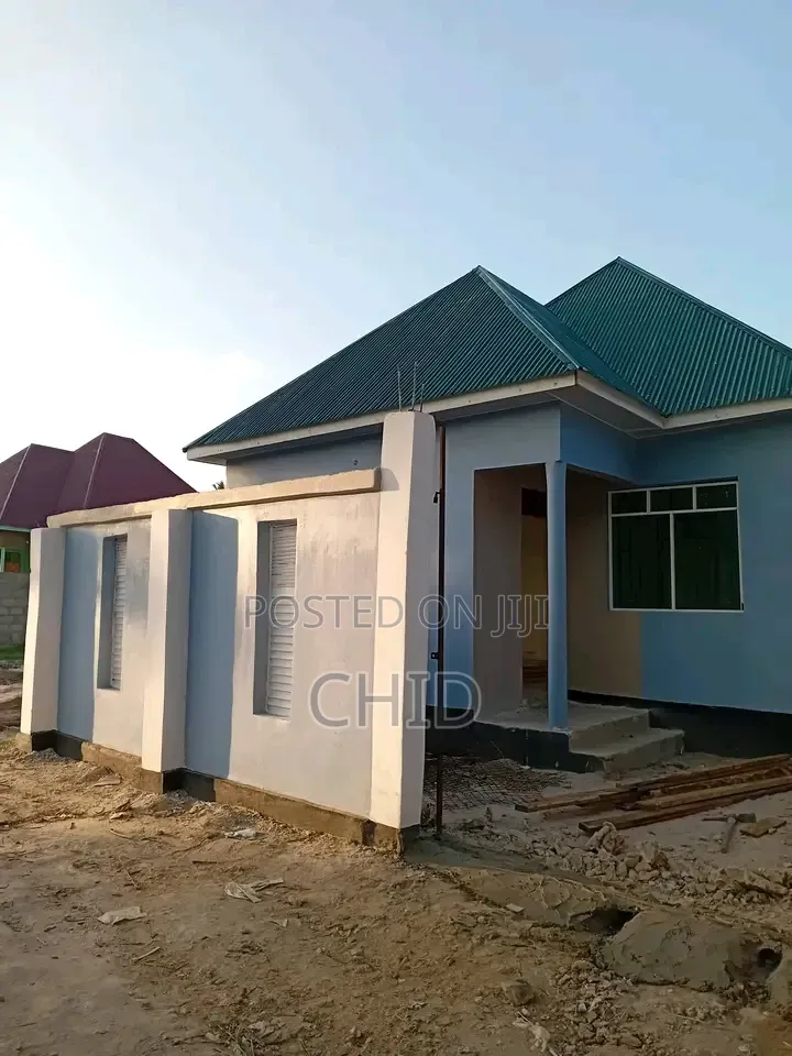 Furnished 3bdrm Room & Parlour in Chanika for sale