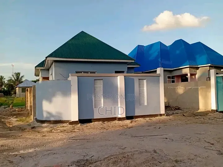 Furnished 3bdrm Room & Parlour in Chanika for sale