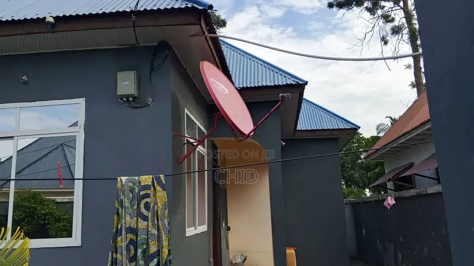 Furnished 3bdrm Room & Parlour in Chanika for sale