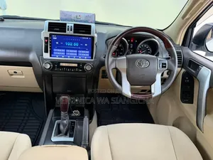 Toyota Land Cruiser Prado 2016