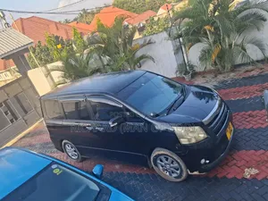 Toyota Noah 2009 Black