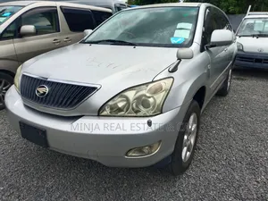 Toyota Harrier 2005 Silver