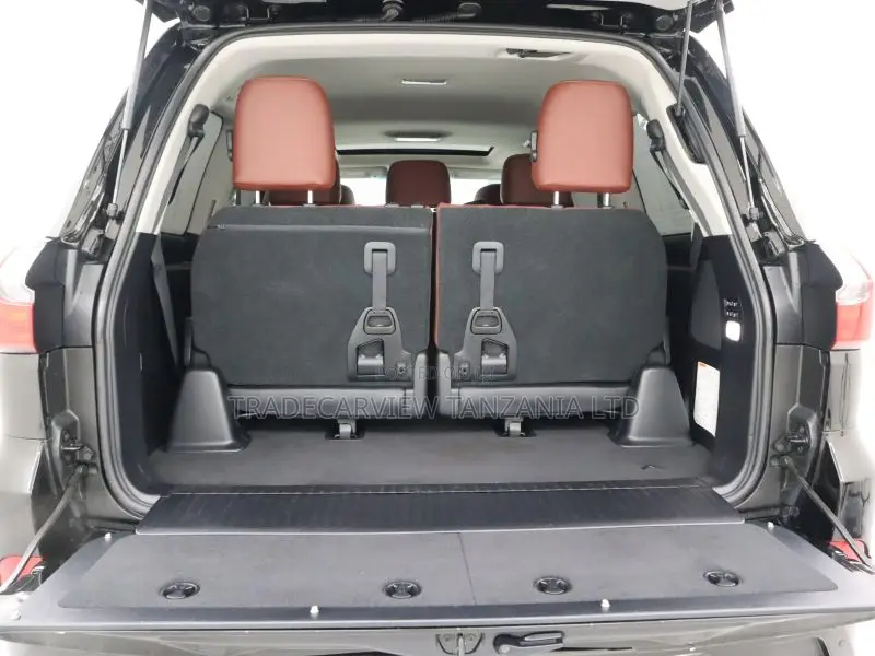 Lexus LX 570 AWD 2021 Black