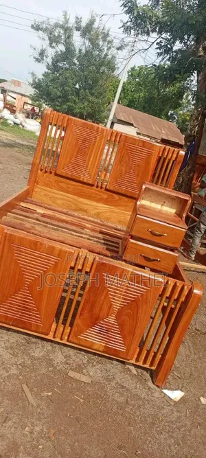 Kitanda Mbao Na Bed Side 1