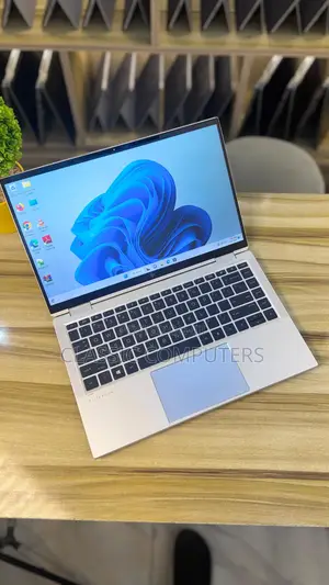Laptop HP EliteBook x360 1030 G7 16GB Intel Core i7 SSD 512GB