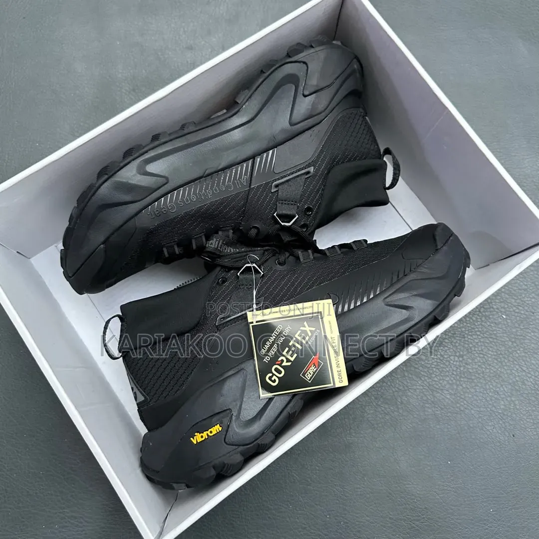 Premium Nike Acg Outdoor Sneakers