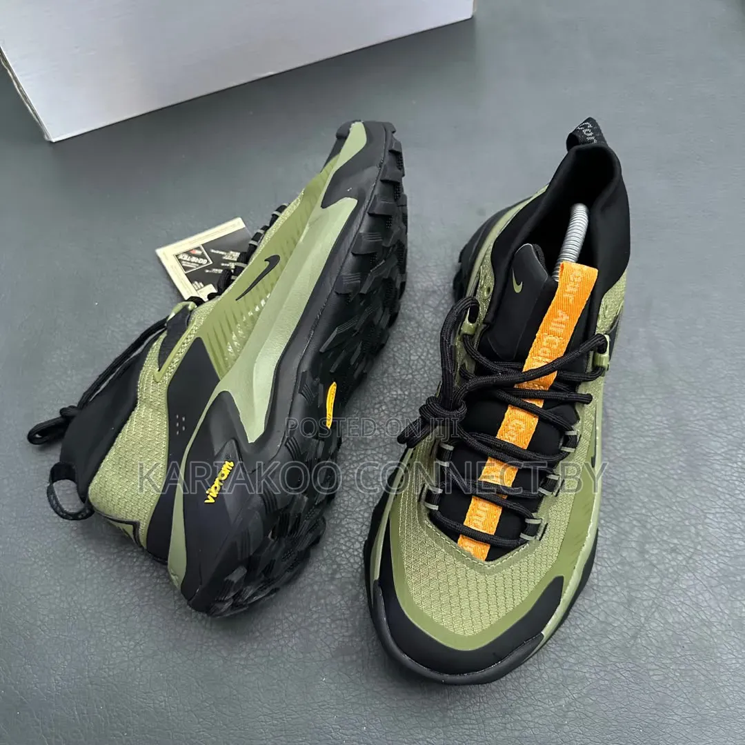 Premium Nike Acg Outdoor Sneakers