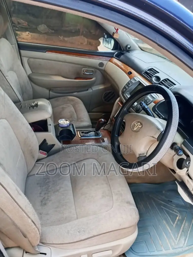 Toyota Brevis 2003 Blue