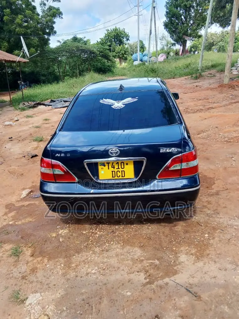Toyota Brevis 2003 Blue