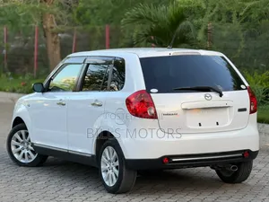 Mazda Verisa 2009 White