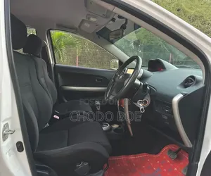 Toyota IST 2005 Pearl