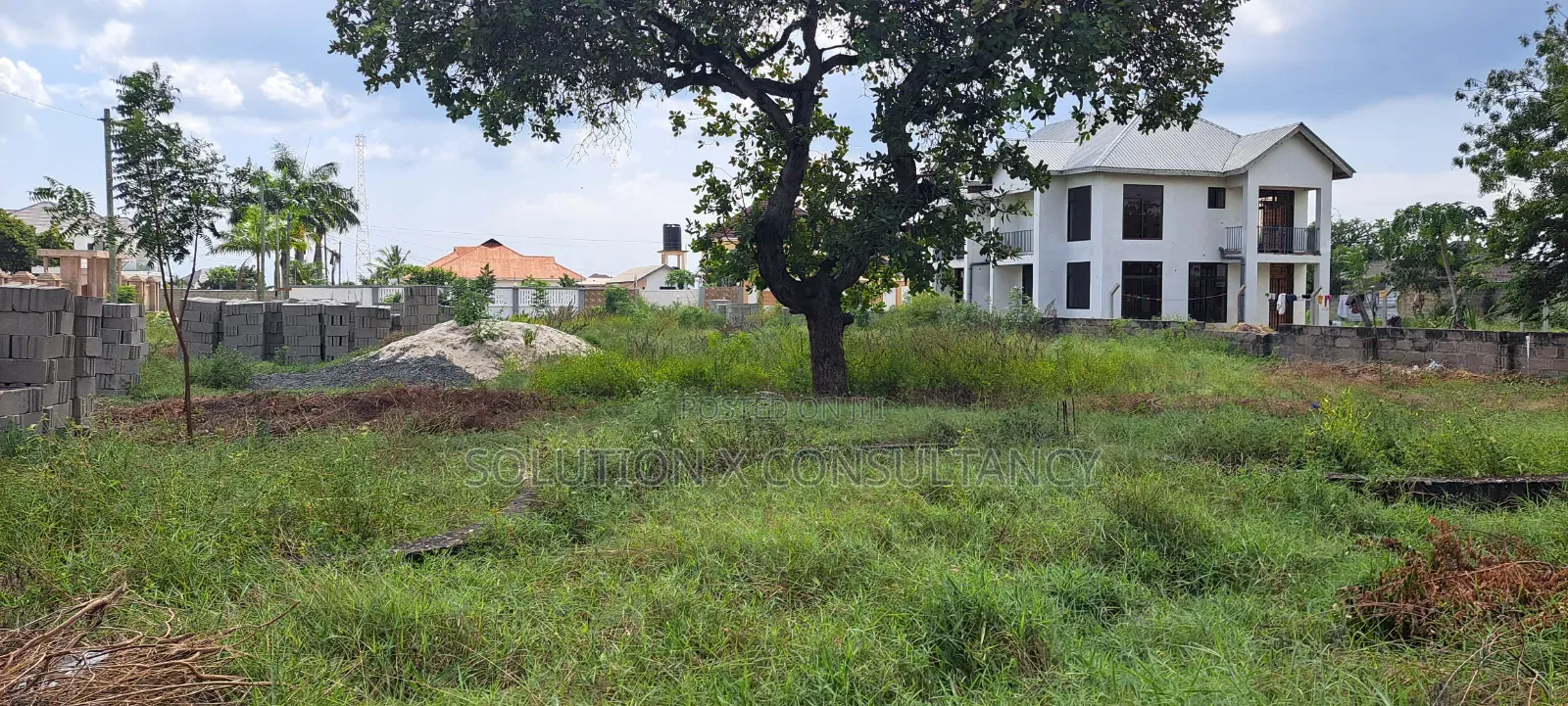 Kiwanja Kinauzwa Mbweni Ubungo
