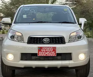 Toyota Rush 2010 White