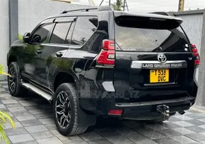 Toyota Land Cruiser Prado 2014 Matt Black