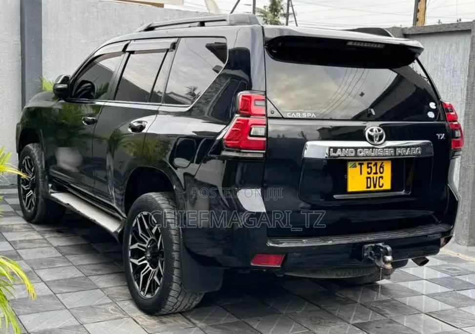 Toyota Land Cruiser Prado 2014 Matt Black