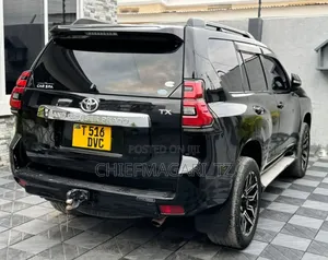 Toyota Land Cruiser Prado 2014 Matt Black