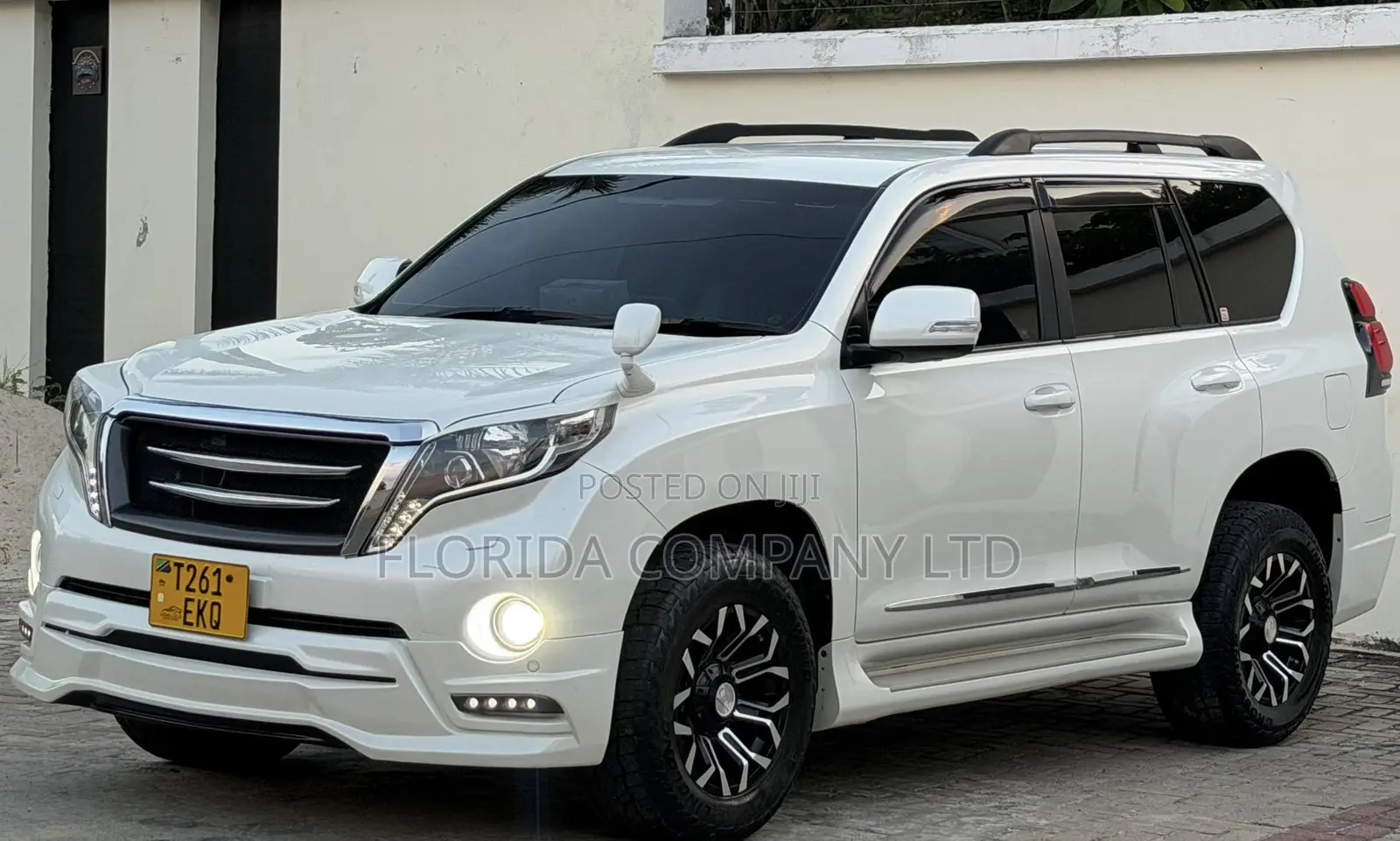 Toyota Land Cruiser Prado 2016 White