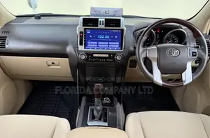 Toyota Land Cruiser Prado 2016 White
