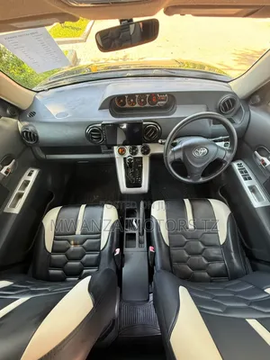 Toyota Corolla Rumion 2007 Black