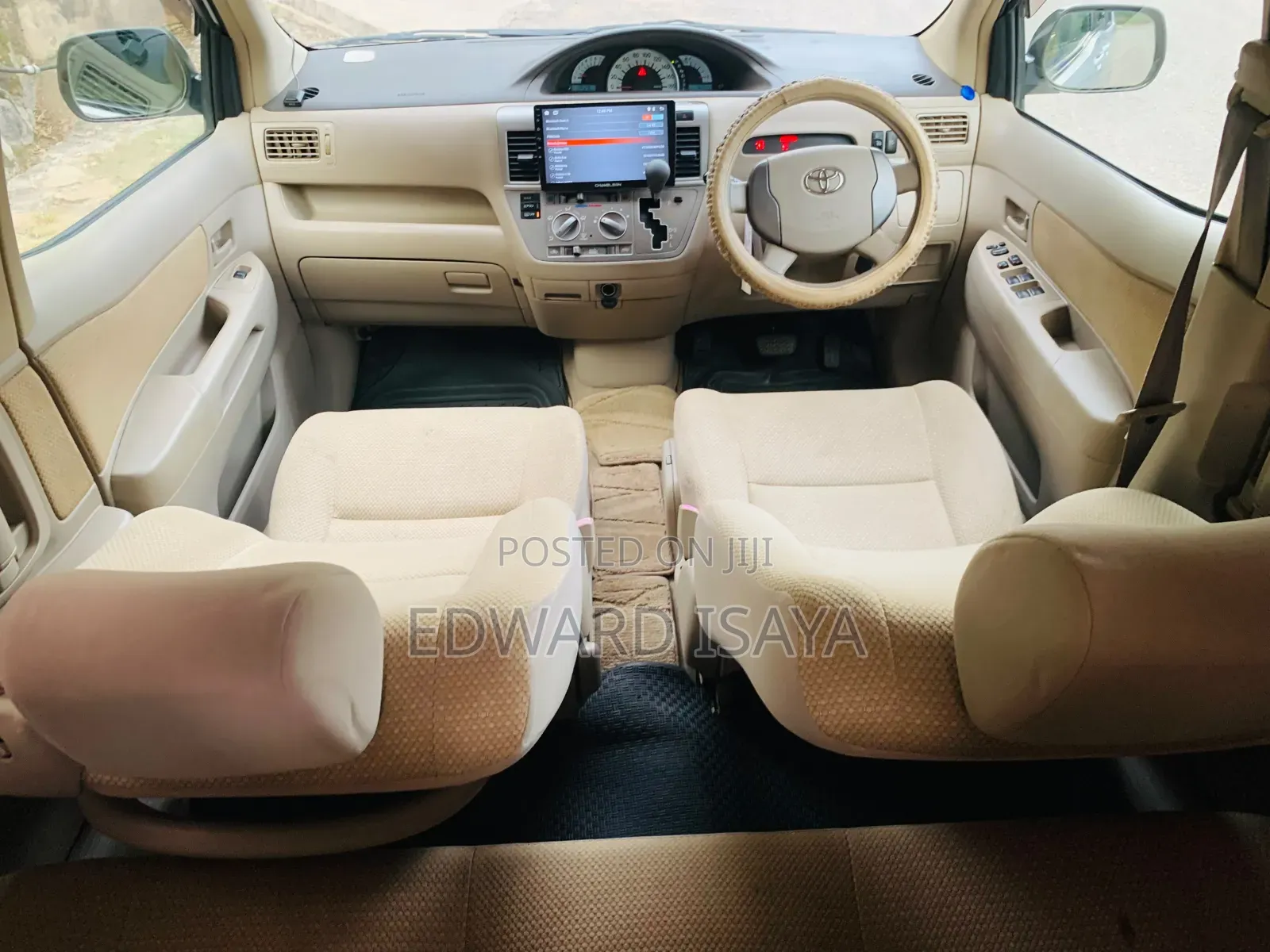 Toyota Raum 2005 Gray