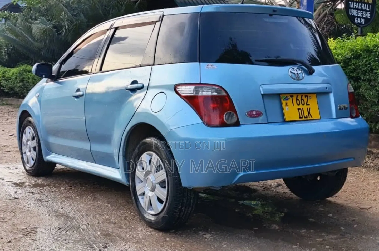 Toyota IST 2005 Blue