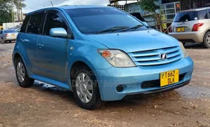 Toyota IST 2005 Blue