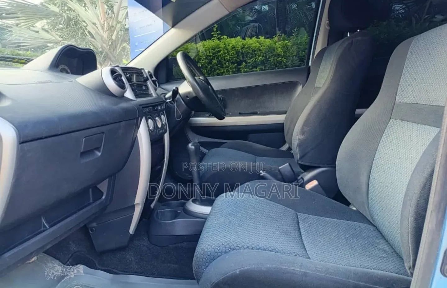 Toyota IST 2005 Blue