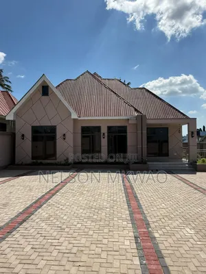 4bdrm House in Boko Bulumawe, Kinondoni for sale