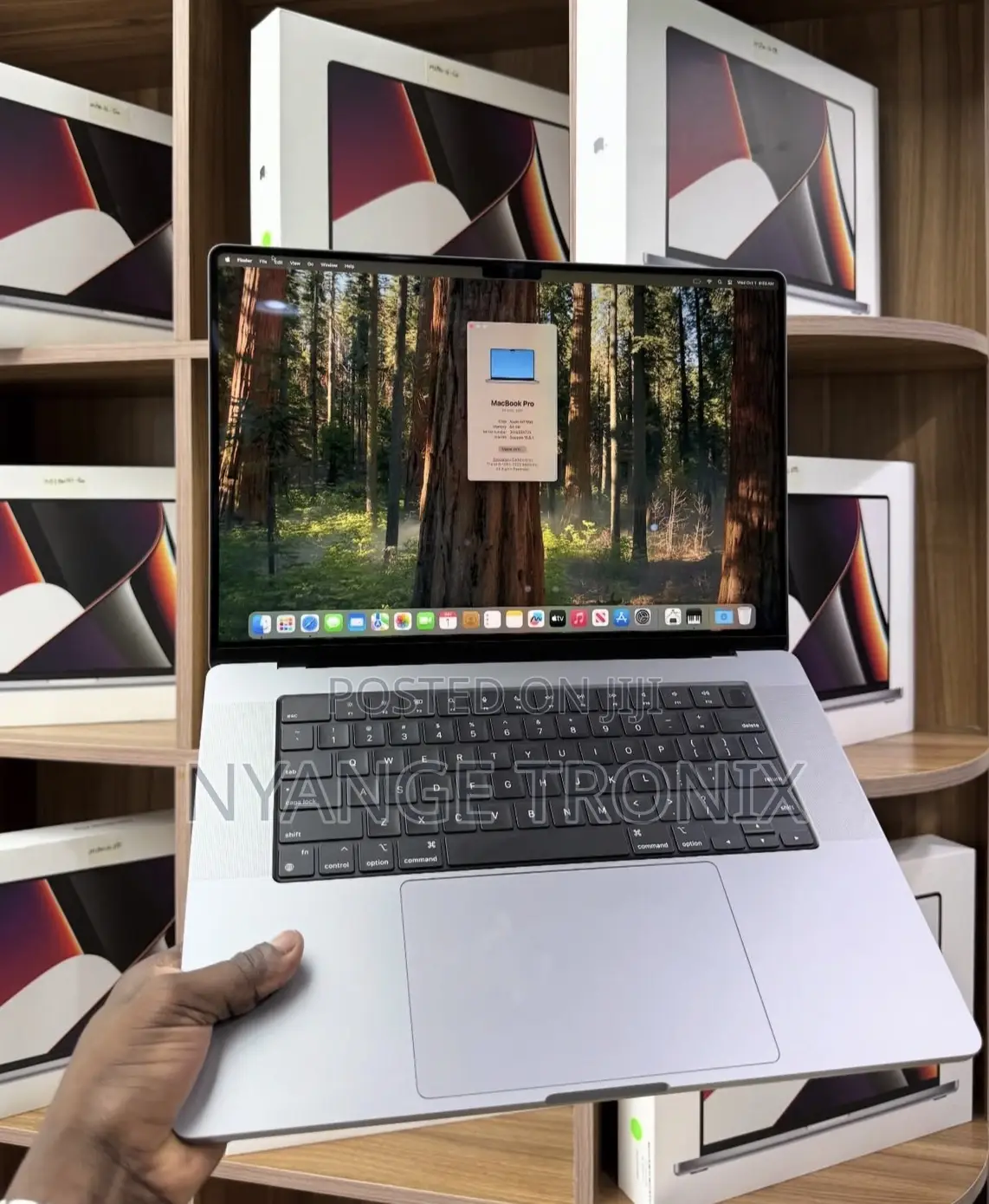 Laptop Apple MacBook Pro 2021 M1 Max 64GB Apple M1 Max SSD 2T