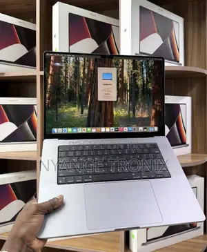 Laptop Apple MacBook Pro 2021 M1 Max 64GB Apple M1 Max SSD 2T