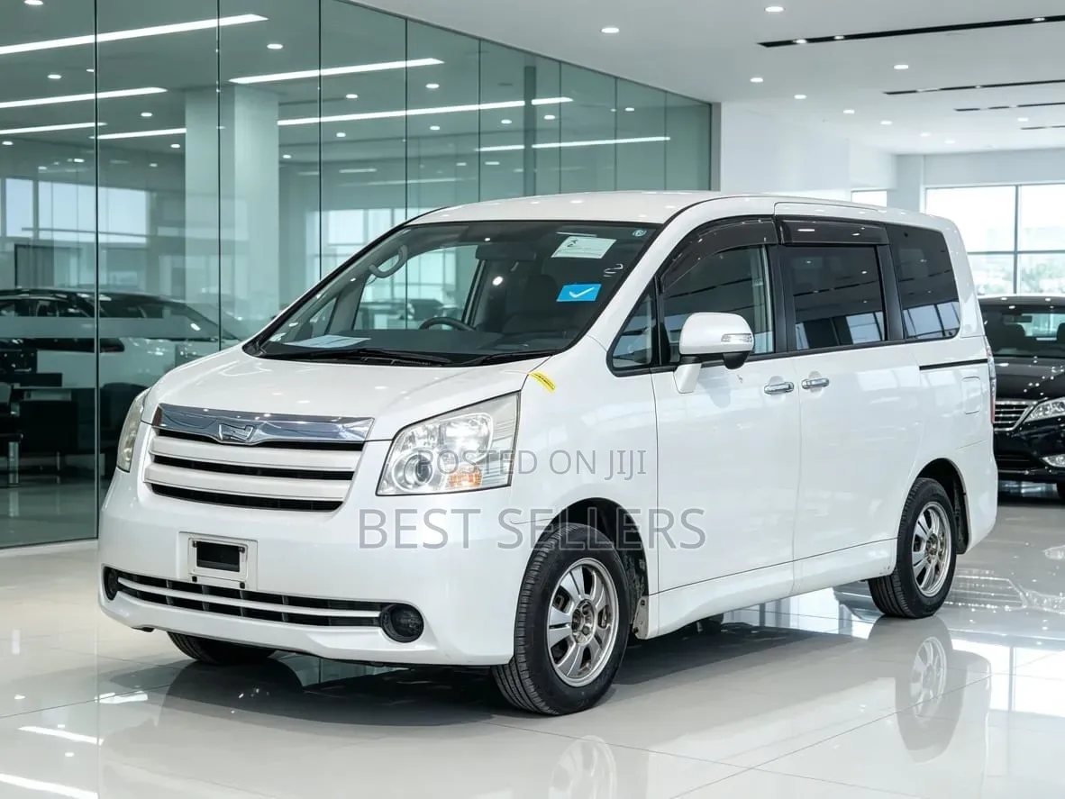 Toyota Noah 2009 White