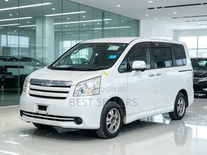 Toyota Noah 2009 White