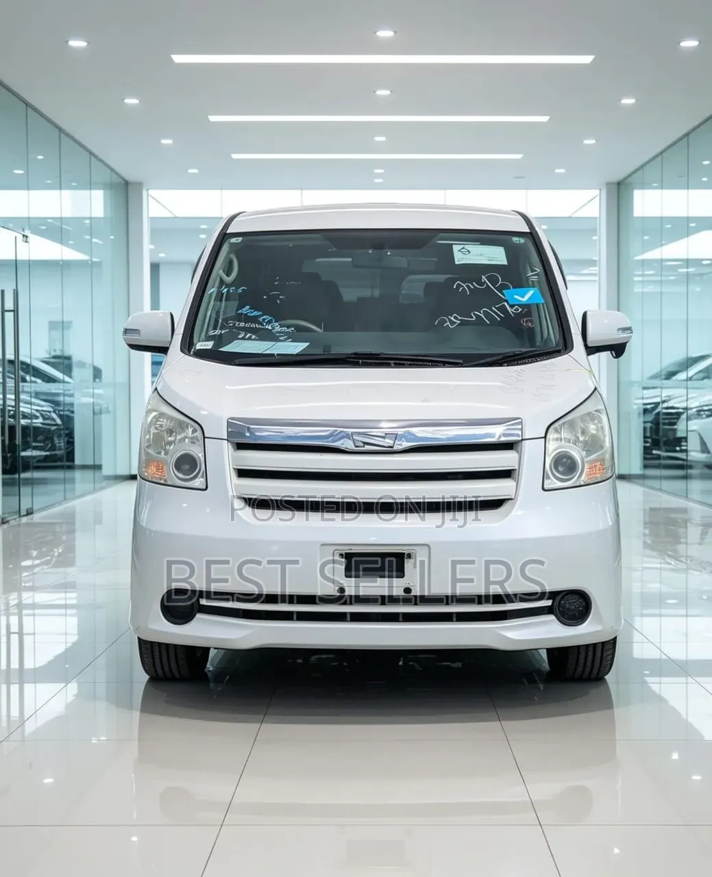 Toyota Noah 2009 White