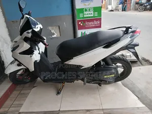 Motorcycle 2007 White