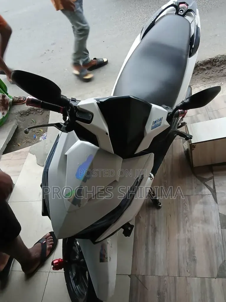 Motorcycle 2007 White