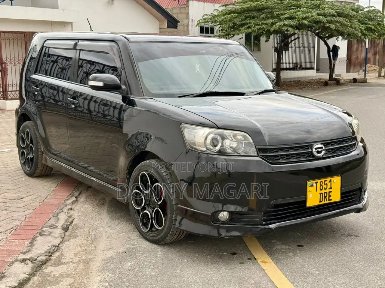 Toyota Corolla Rumion 2010 Black