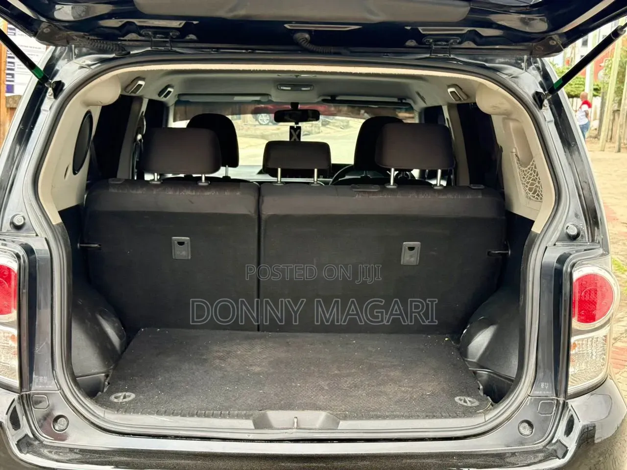 Toyota Corolla Rumion 2010 Black