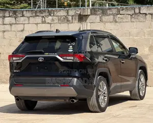 Toyota RAV4 2020 Matt Black