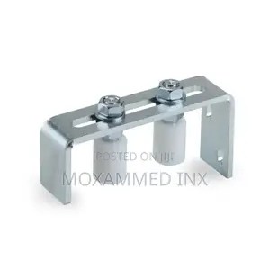 Sliding Gate Upper L Bracket With Roller