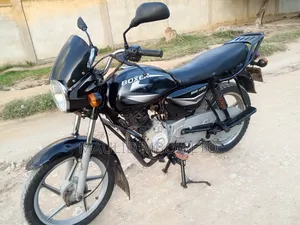 Bajaj Boxer 125 2022 Black