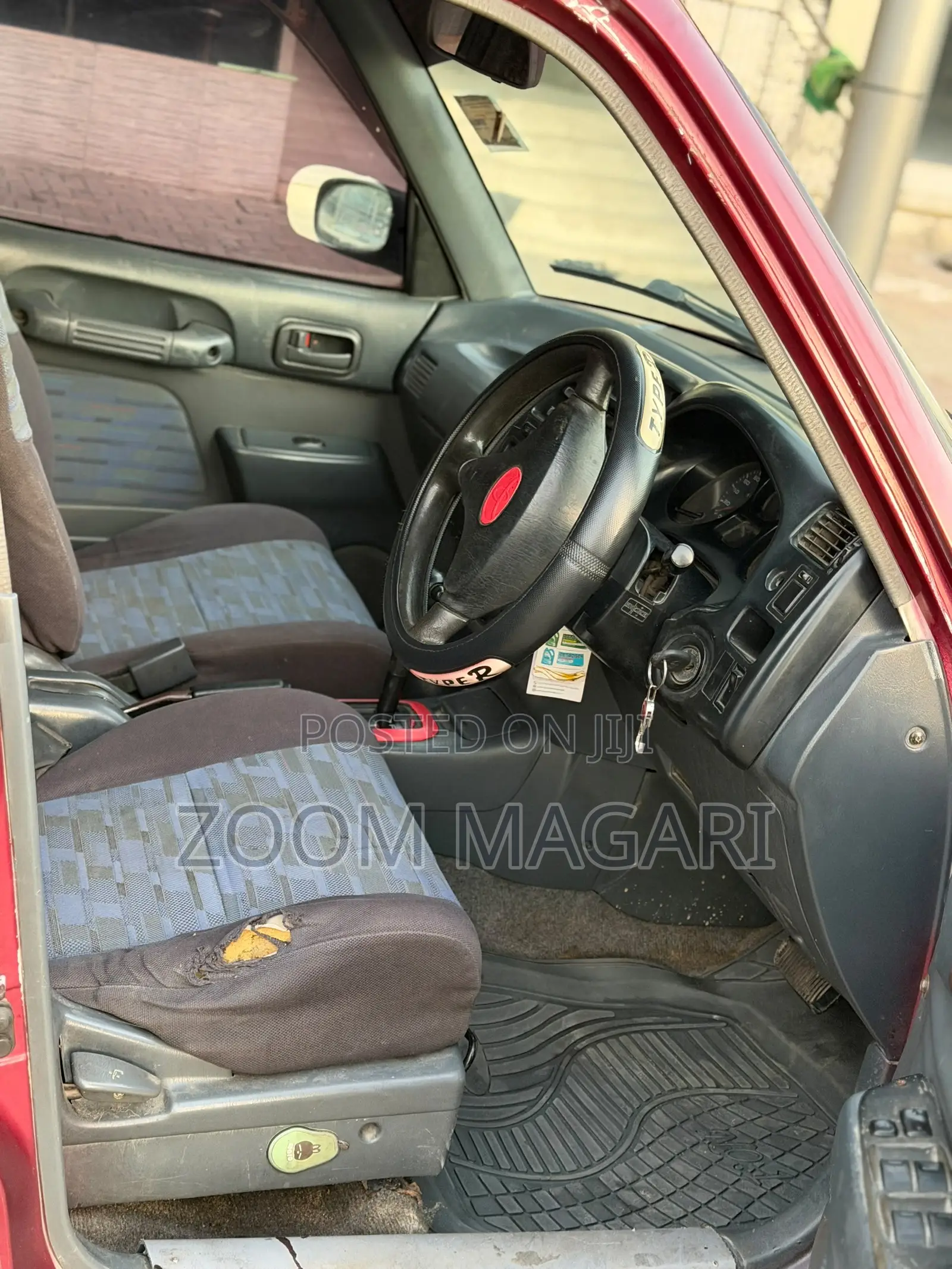 Toyota RAV4 1999 Maroon