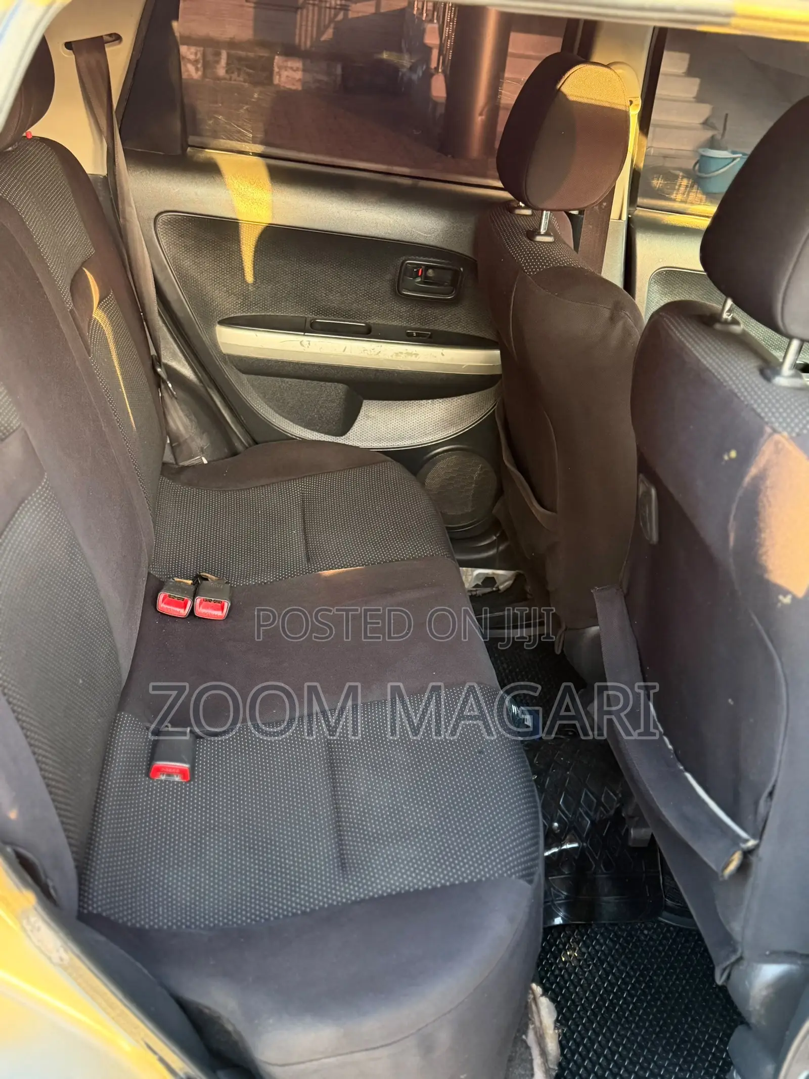 Toyota IST 2004 Silver