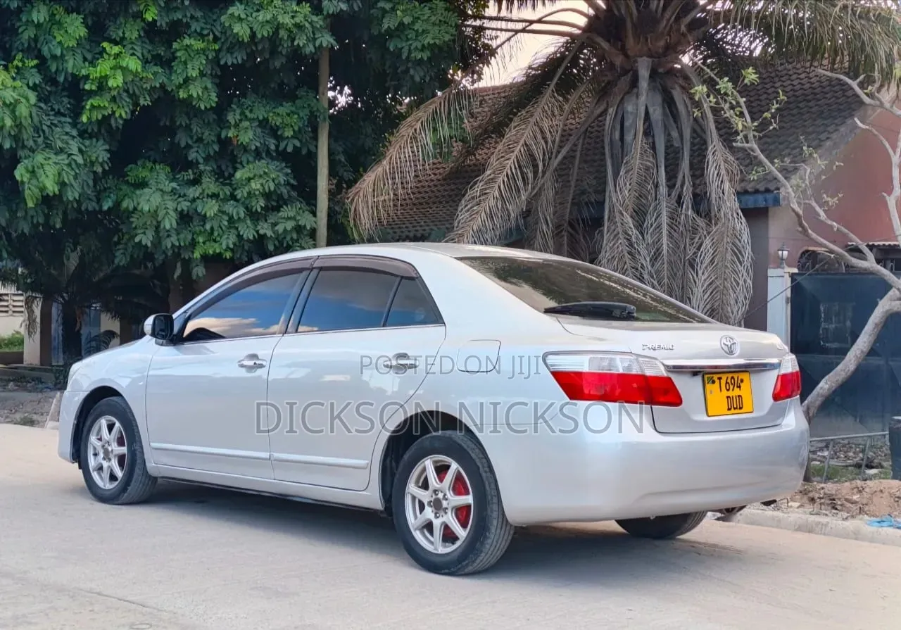 Toyota Premio 2009 Silver