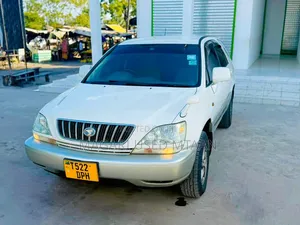 Toyota Harrier 2002 Pearl