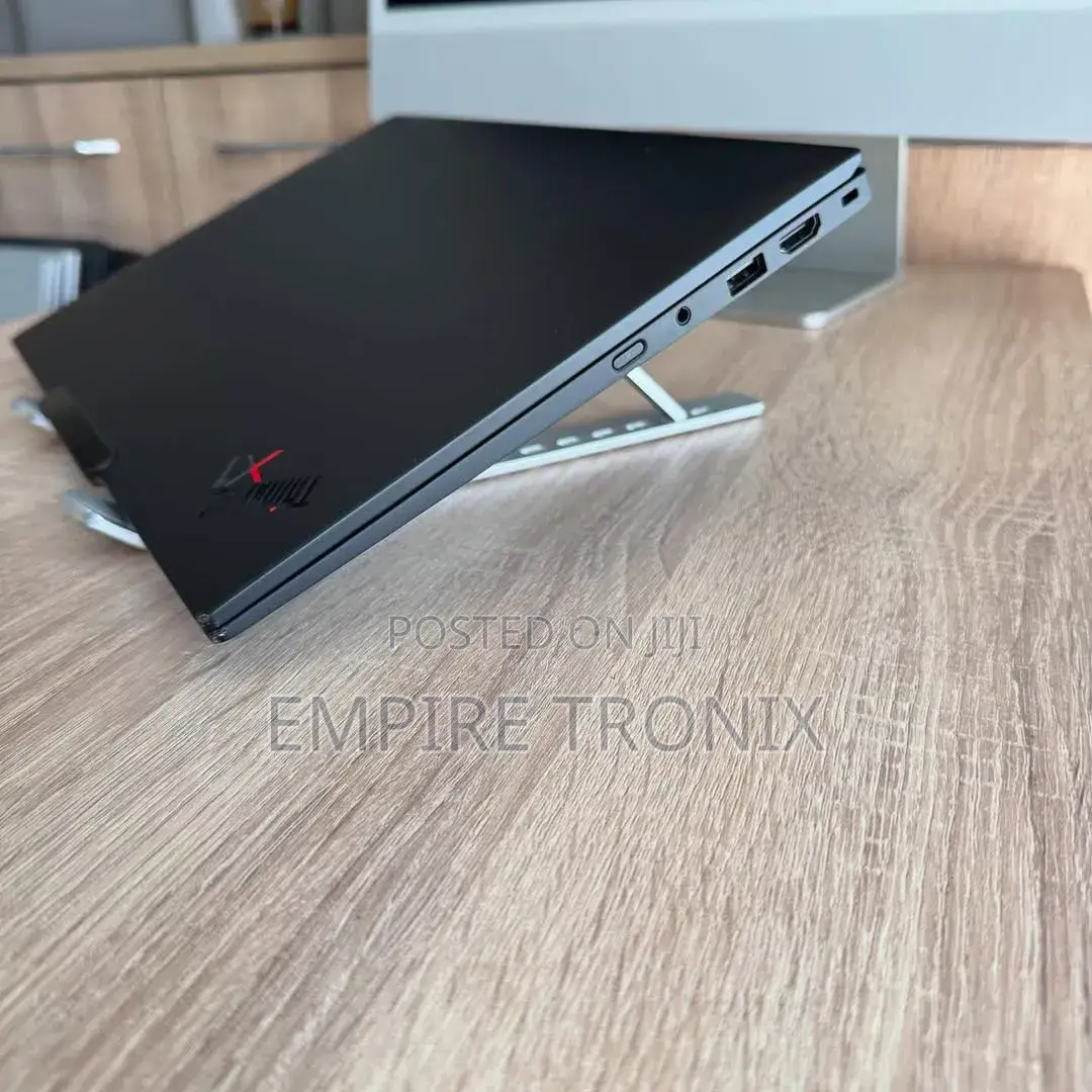 New Laptop Lenovo ThinkPad X1 Carbon 32GB Intel Core Ultra 7 SSD 512GB