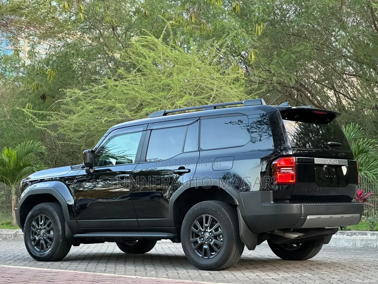 Toyota Land Cruiser Prado 2024 Black