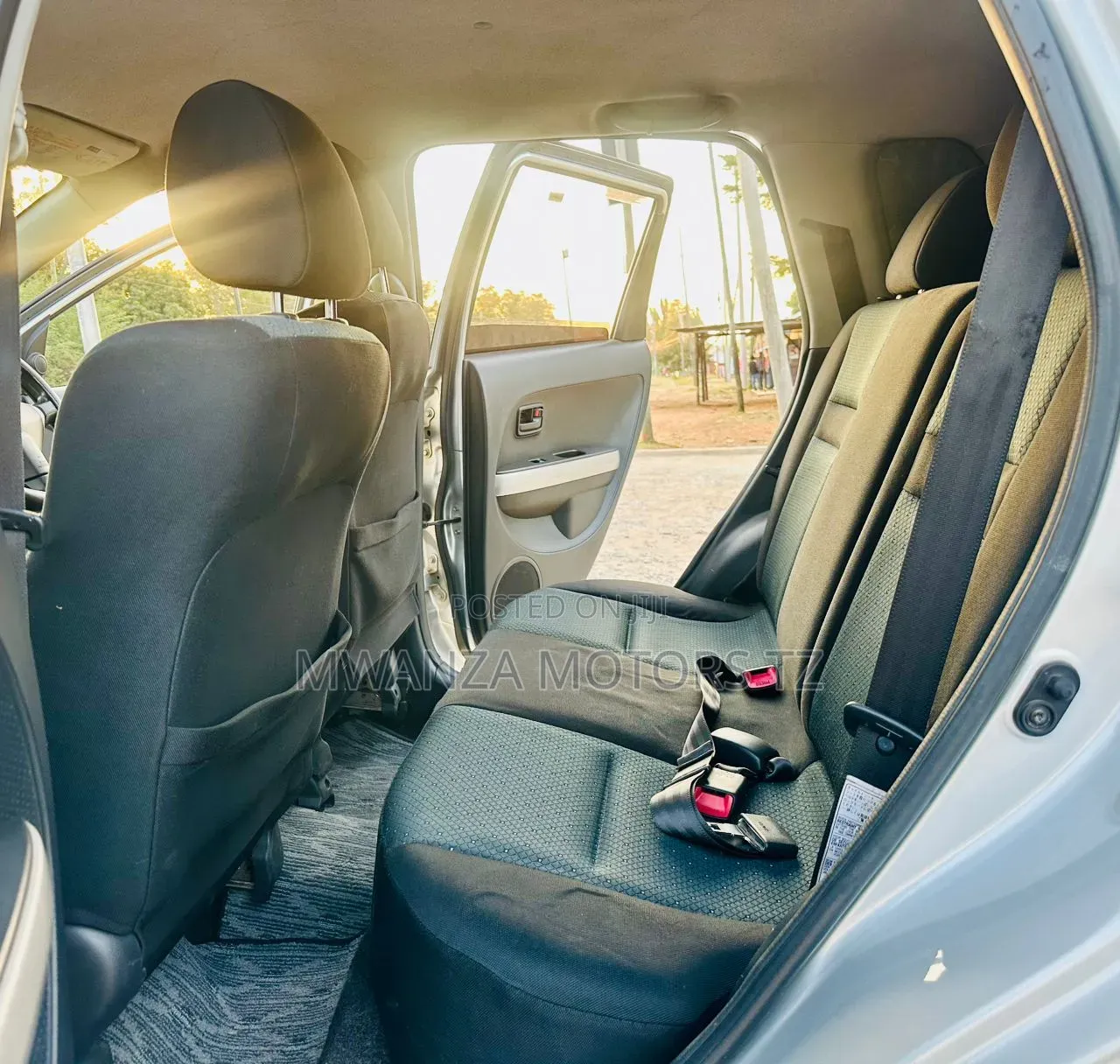 Toyota IST 2005 Silver