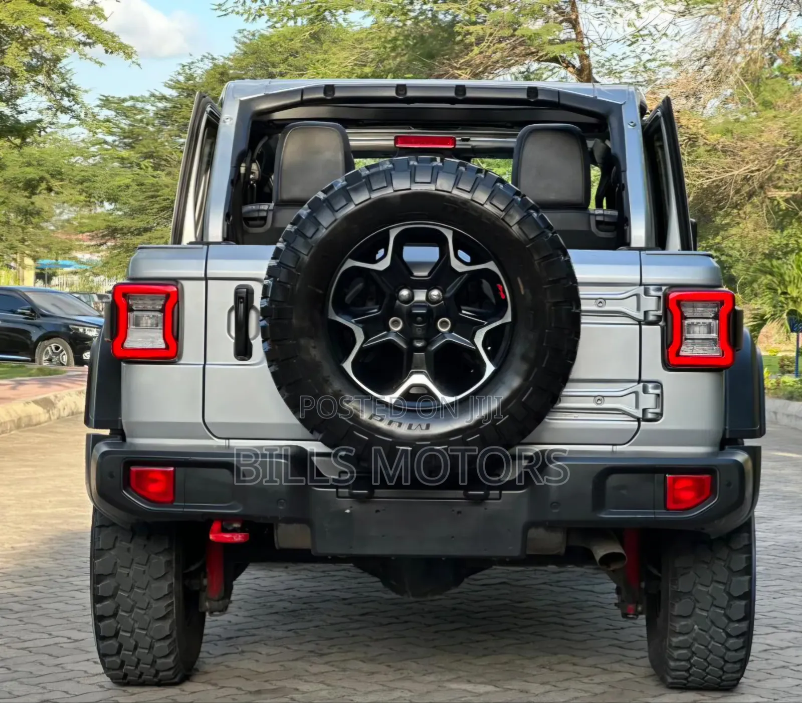 Jeep Wrangler 2024 Gray